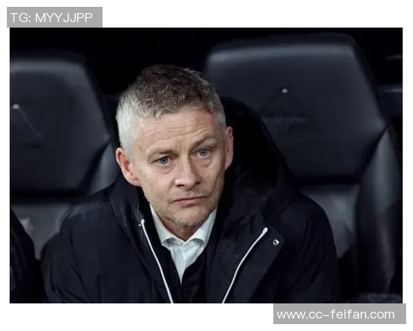 索尔斯克亚现身柴郡引发猜测或将重返曼联担任临时主帅